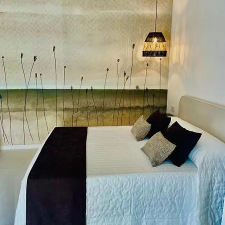 בית חווה Cirie - 6 Camere, Piscina & Colazione *