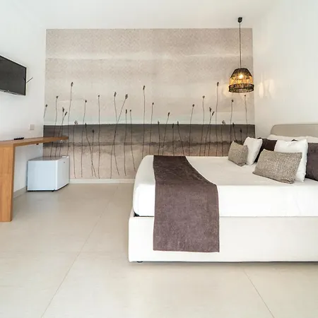 בית חווה Cirie - 6 Camere, Piscina & Colazione *