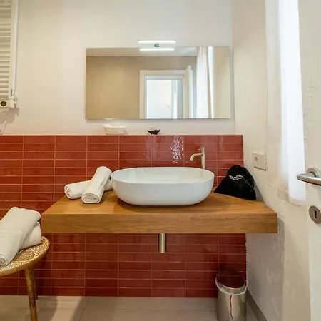 Cirie - 6 Camere, Piscina & Colazione בית חווה קאסאנו דלה מורג'ה